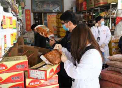 【守底线行动】市市场监管局开展“五一”节前食品专项抽检